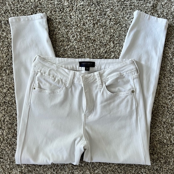 JUST USA white denim skinny pant with zip hem size 27 - Picture 3 of 8